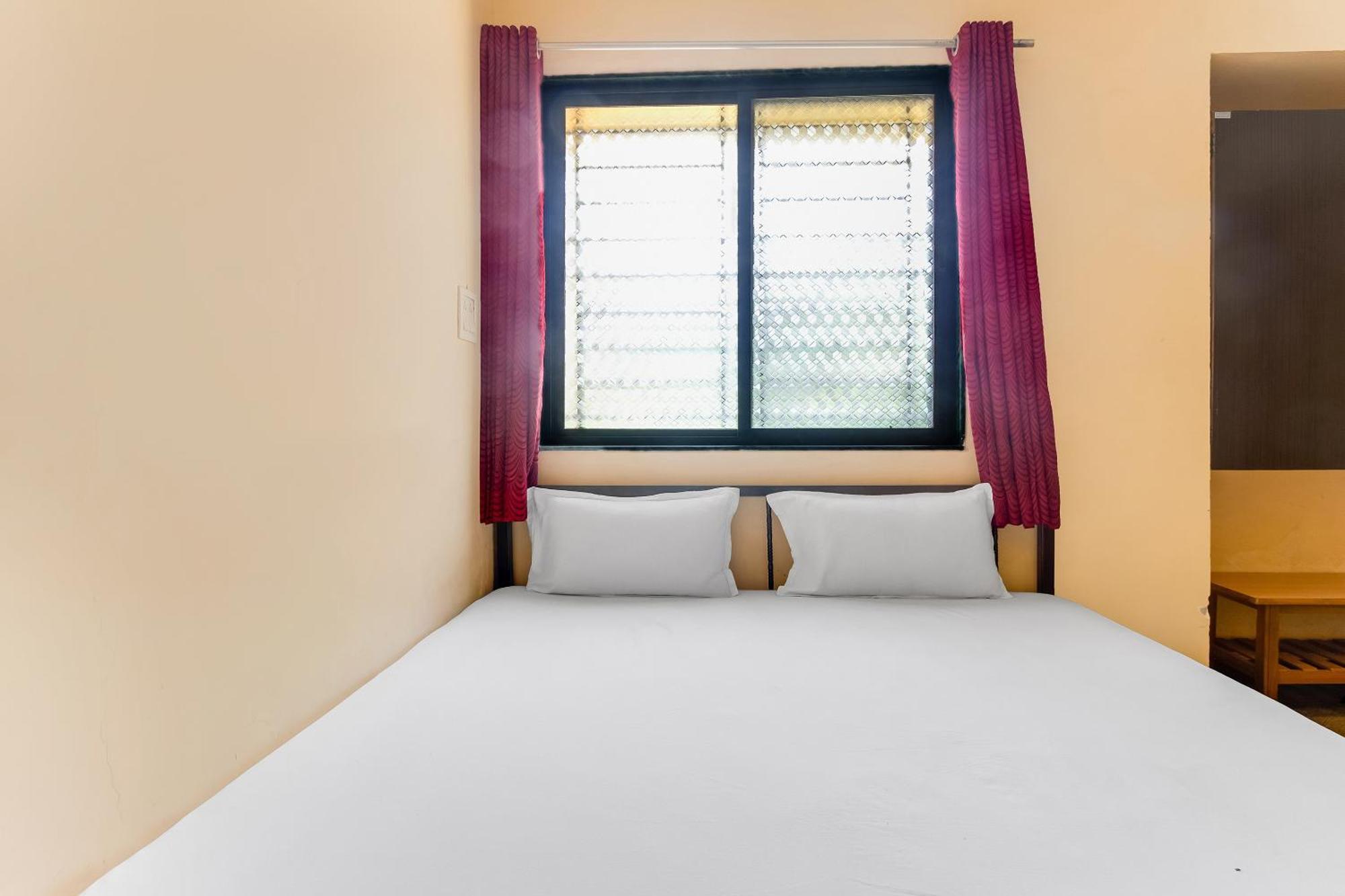 Hotel Spot On Harihar Lodging And Yatri Niwas Kolhapur Exterior foto
